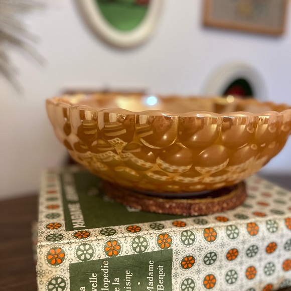 Fire King Bubble salad or fruits bowl color peach lustreware - Picture 6 of 9